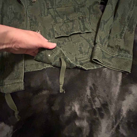 Express snakeskin custom jacket - Picture 7 of 12